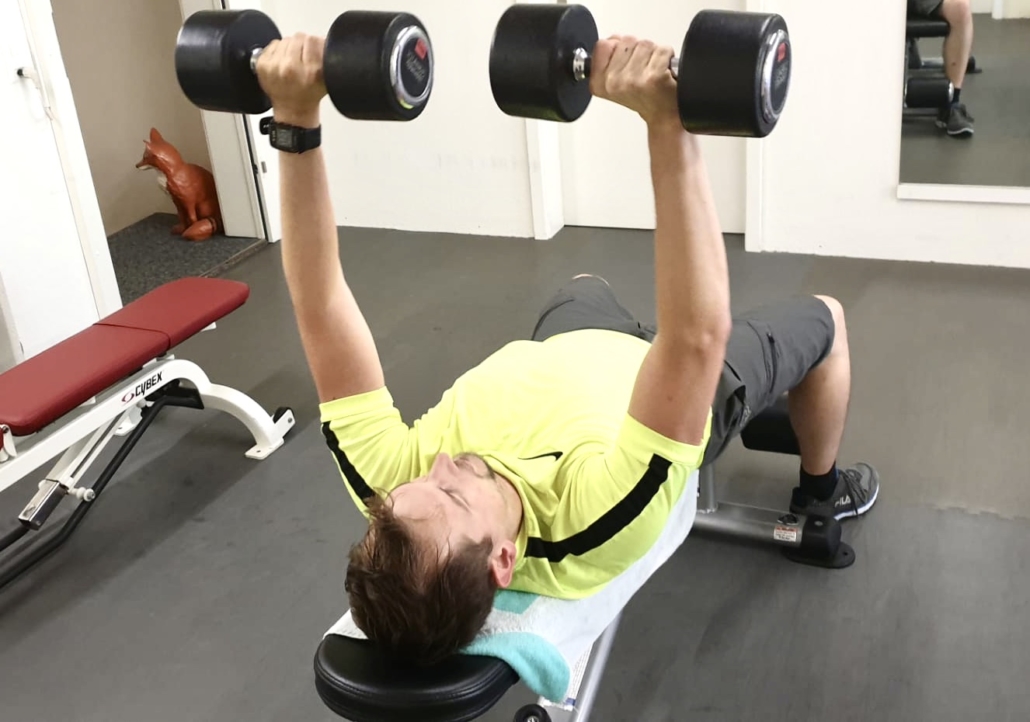 Krafttraining für Sportler in Flamatt - Kurzhanteltraining